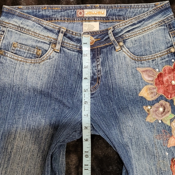 JOU JOU | Retro Fade Wash Embellished Jeans - Junior 7/8 - Picture 9 of 14